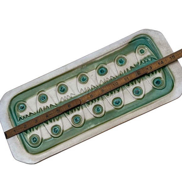 Vintage Midcentury Modern Bennington Pottery Lidded Casserole Dish, Rectangular - Picture 5 of 11